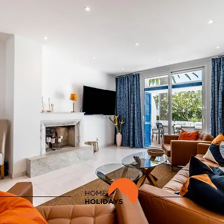 #220 Windmill Hill By Holidays