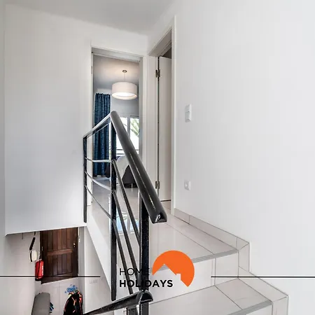 #220 Windmill Hill By Holidays