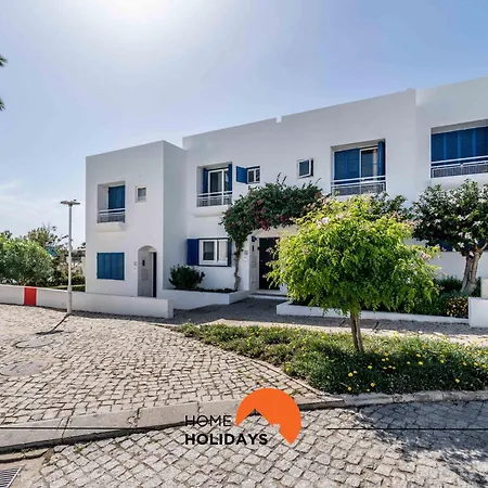 #220 Windmill Hill By Holidays *