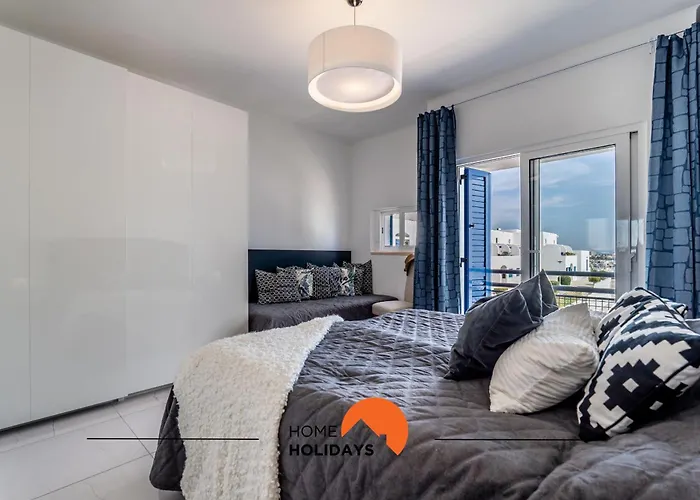 #220 Windmill Hill By Holidays 度假居