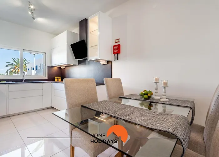 #220 Windmill Hill By Holidays 度假居