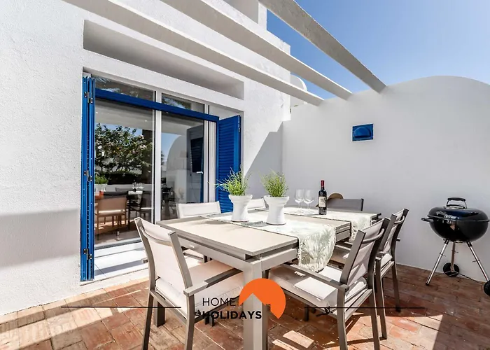 #220 Windmill Hill By Holidays 度假居 *