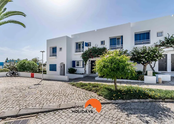 #220 Windmill Hill By Holidays *